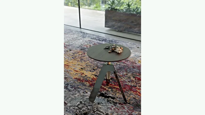 Tavolino regolabile con piano in legno laccato Basalto di Bontempi