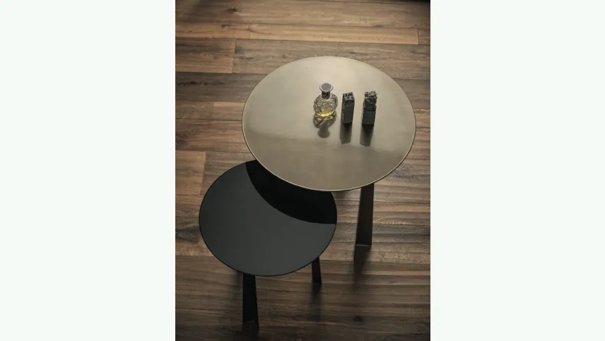 Tavolino Tao in metallo laccato di Bontempi