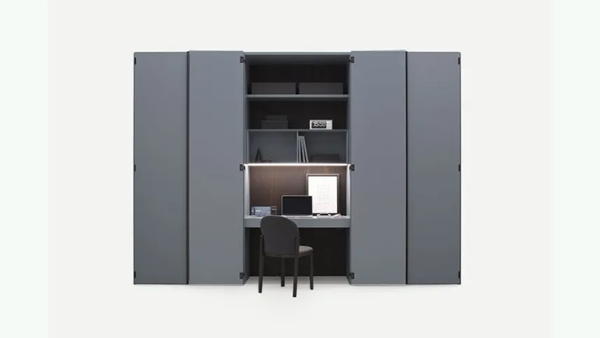 Armadio con ante battenti Amalfi di Pianca con vano home office interno