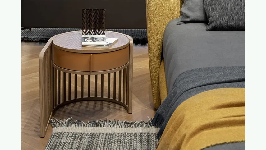Comodino Palù in legno e cuoio di Pianca