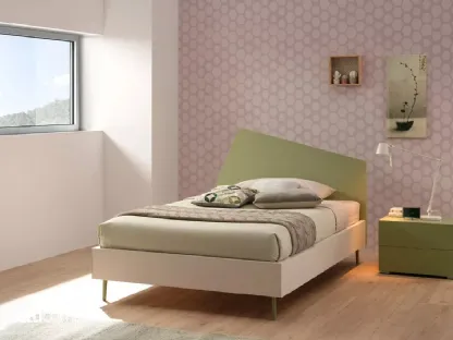 Letto da una piazza e mezza in melaminico e laccato SC122 di Moretti Compact