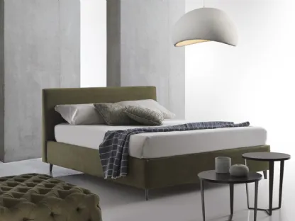 Letto Peter in tessuto di GR Salotti