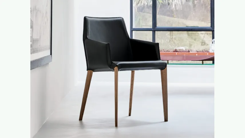 Sedia Sally in cuoio di Bontempi