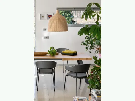 Tavolo allungabile in legno di faggio con top in nobilitato rovere naturale Bold di Connubia
