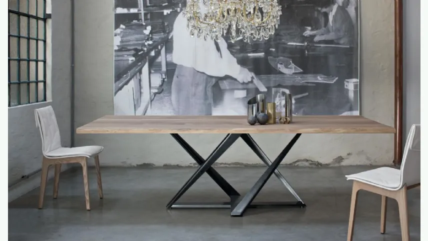 Tavolo rettangolare fisso con piano in legno e base in metallo Millennium di Bontempi