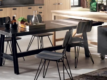 Tavolo Misfit in acciaio di Scavolini