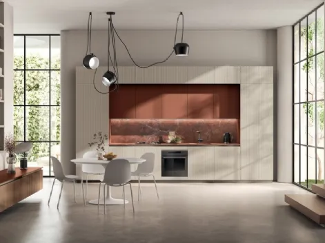 Cucina lineare su misura Mira 05 in laccato Tortora e Ruggine di Scavolini